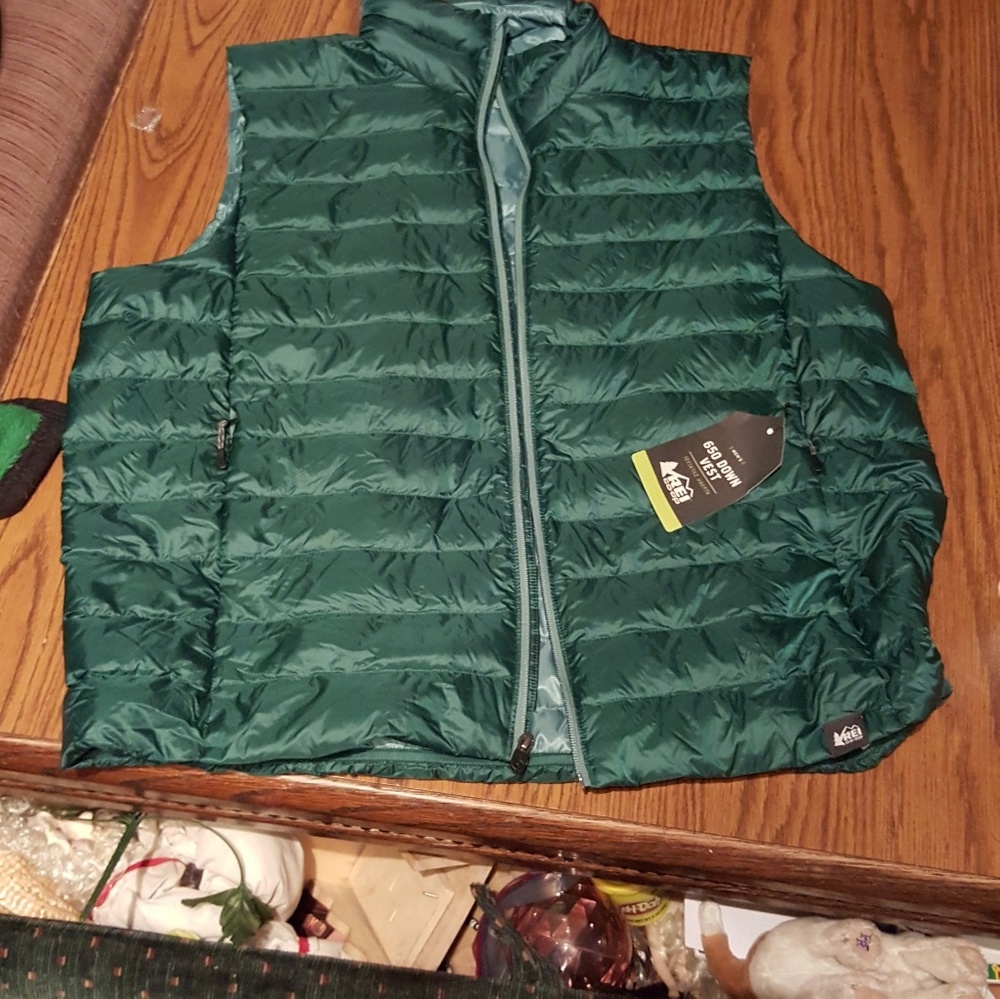 Mens REI Down Vest